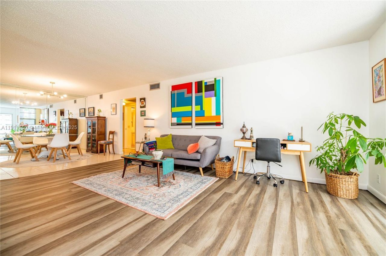 2101 Lucaya Bnd, Unit C1, Coconut Creek, FL 33066 Photo