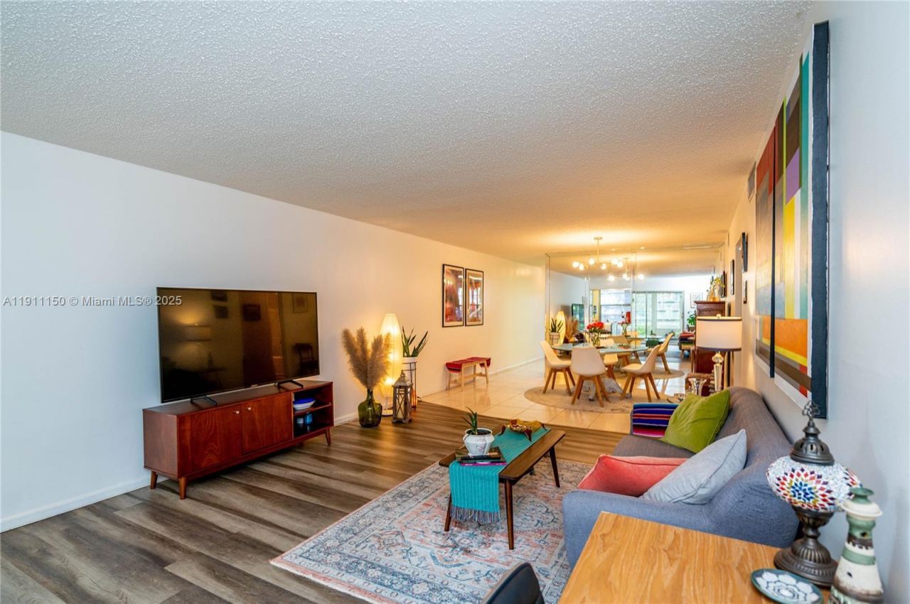 2101 Lucaya Bnd, Unit C1, Coconut Creek, FL 33066 Photo
