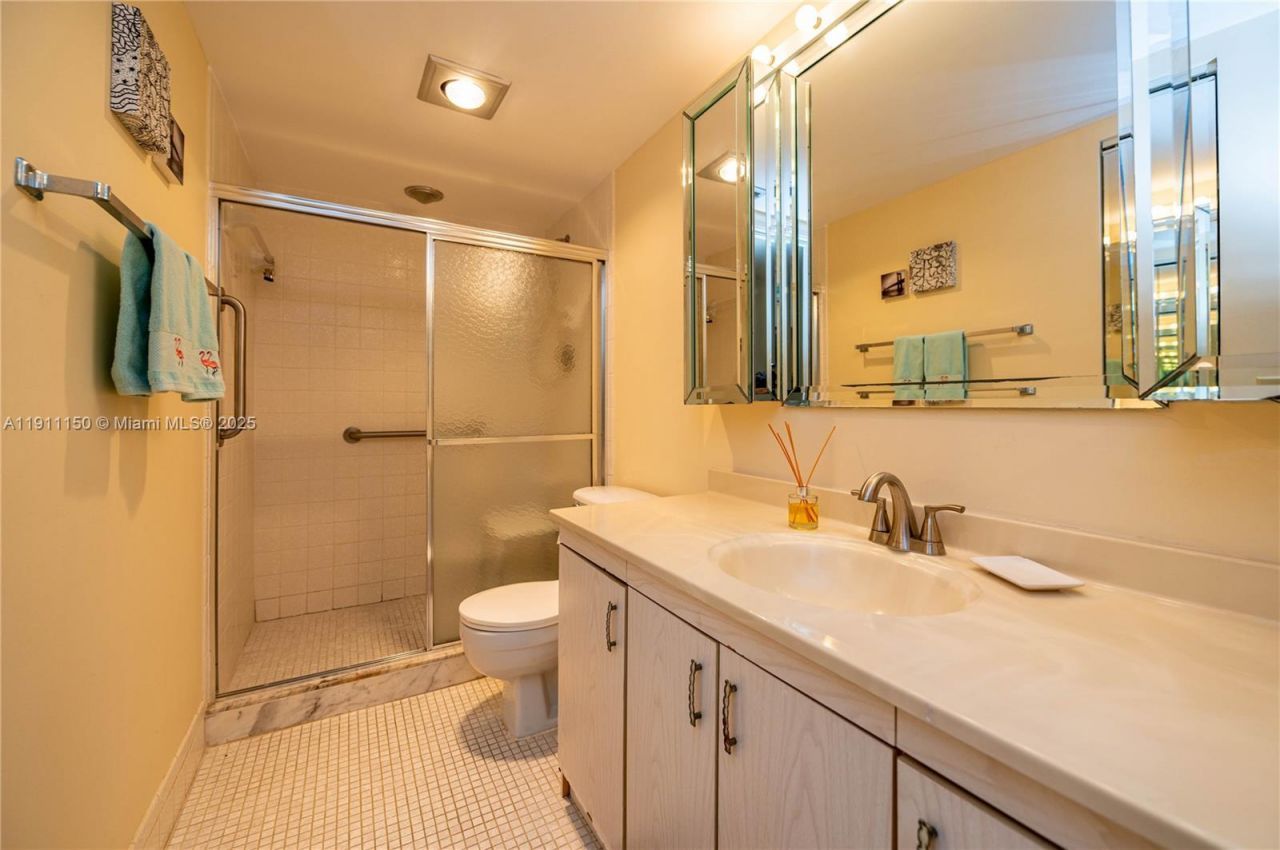 2101 Lucaya Bnd, Unit C1, Coconut Creek, FL 33066 Photo