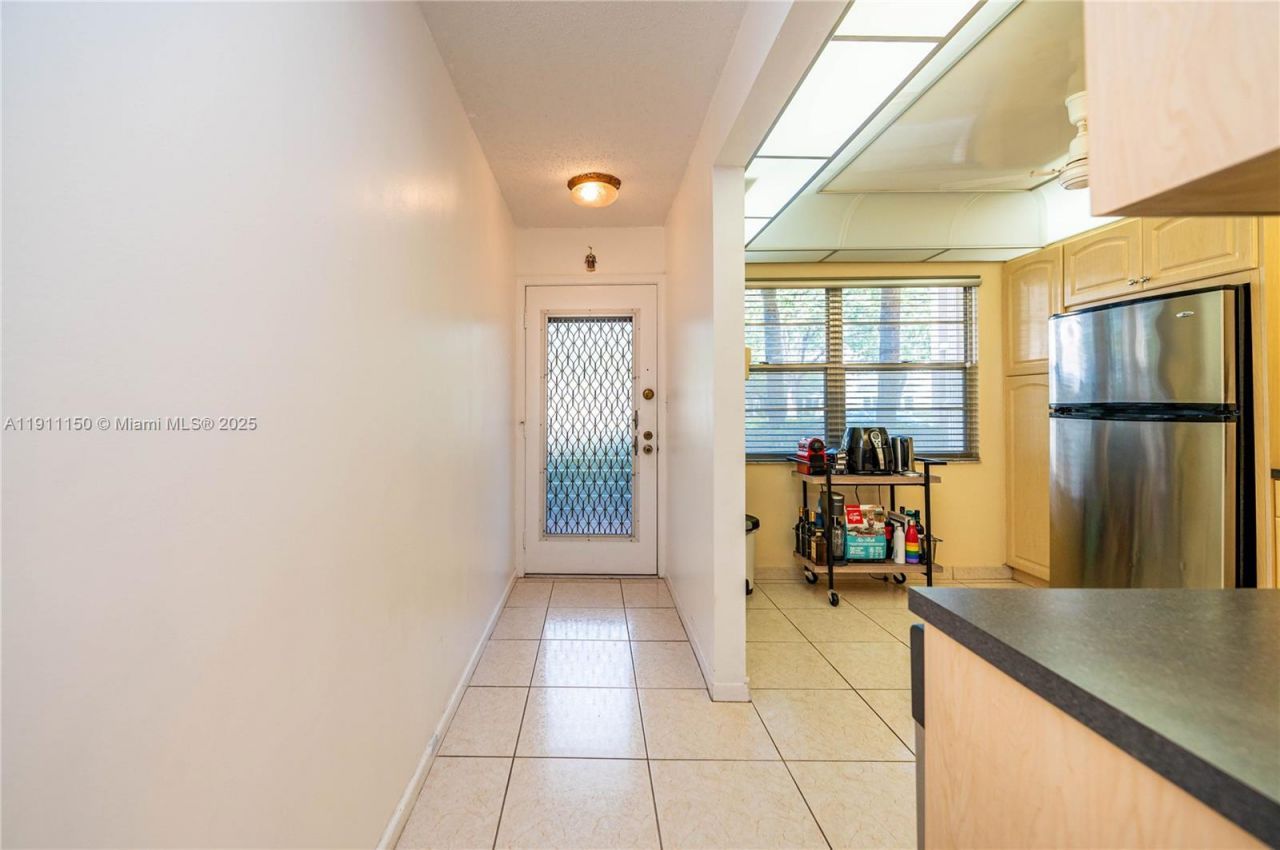 2101 Lucaya Bnd, Unit C1, Coconut Creek, FL 33066 Photo