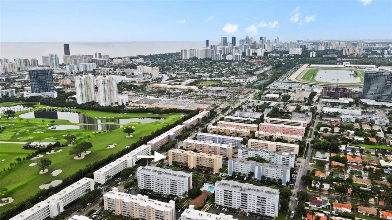 319 NE 14th Ave, Unit 201, Hallandale Beach, FL 33009 Photo