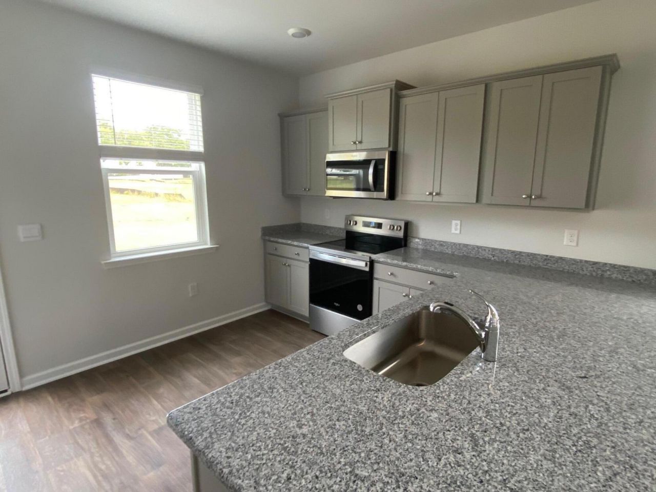 1088 Refuge Way Photo 12