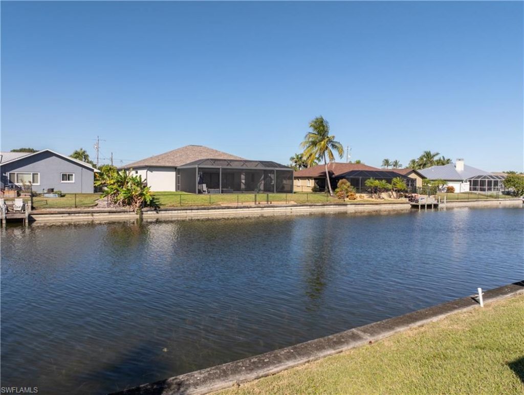 1402 SW 4th Ave, Cape Coral, FL 33991 Photo