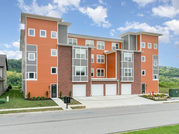 617 Manhattan Boulevard, Unit 302, Dayton, KY 41074