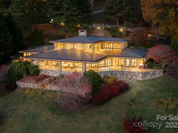 820 Laurel Ridge Drive , Waynesville, NC 28786