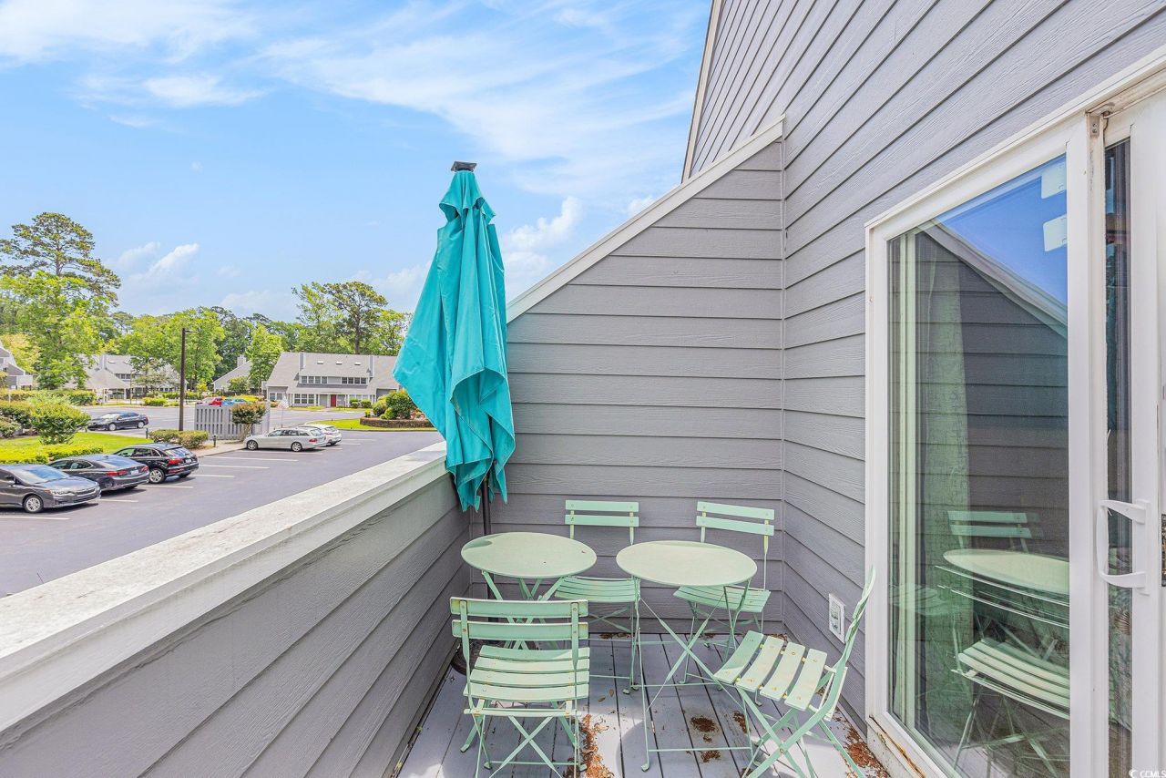 1206 Erin Way Photo 17