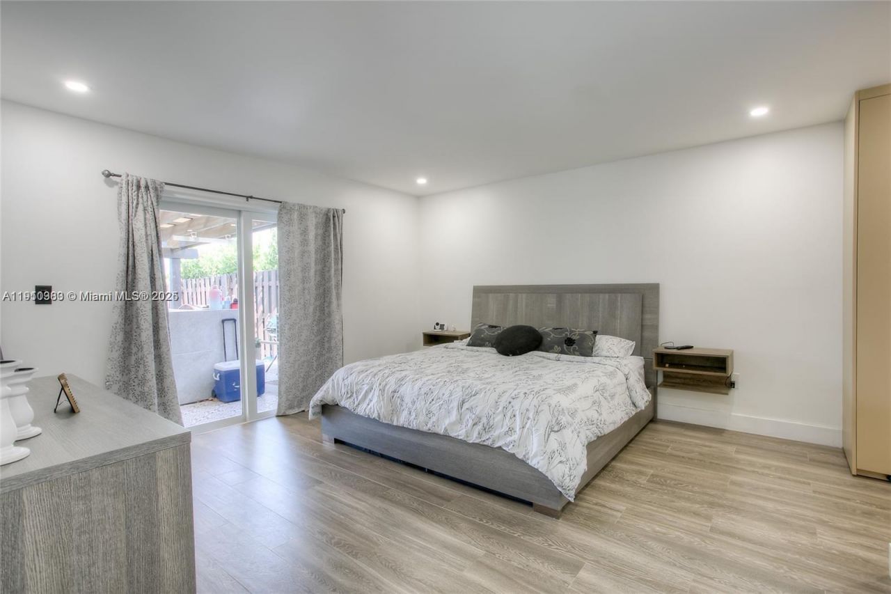 18515 NW 55th Ave, Miami Gardens, FL 33055 Photo