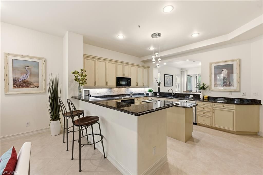 2843 Tiburon Blvd E, Unit 7-102, Naples, FL 34109 Photo