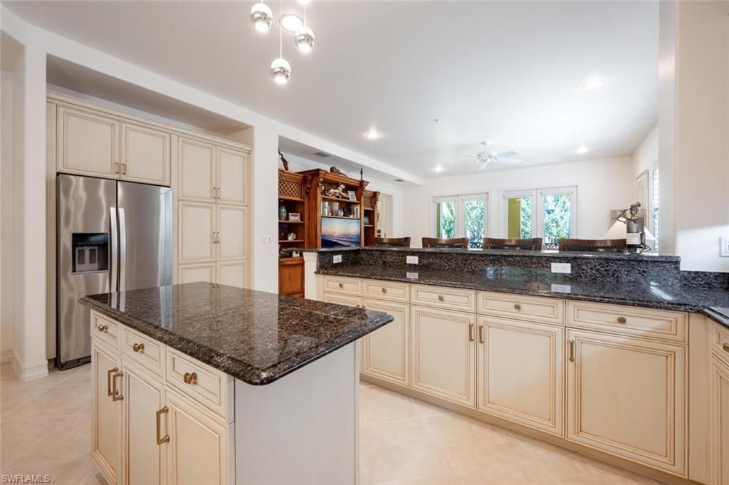 2843 Tiburon Blvd E, Unit 7-102, Naples, FL 34109 Photo