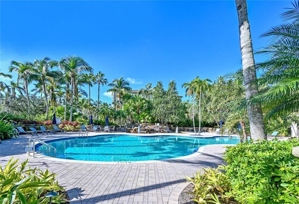 2843 Tiburon Blvd E, Unit 7-102, Naples, FL 34109 Photo