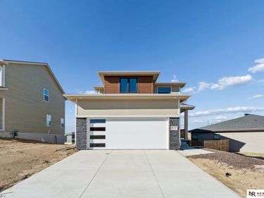 12210 S 113th Street, Papillion, NE 68046
