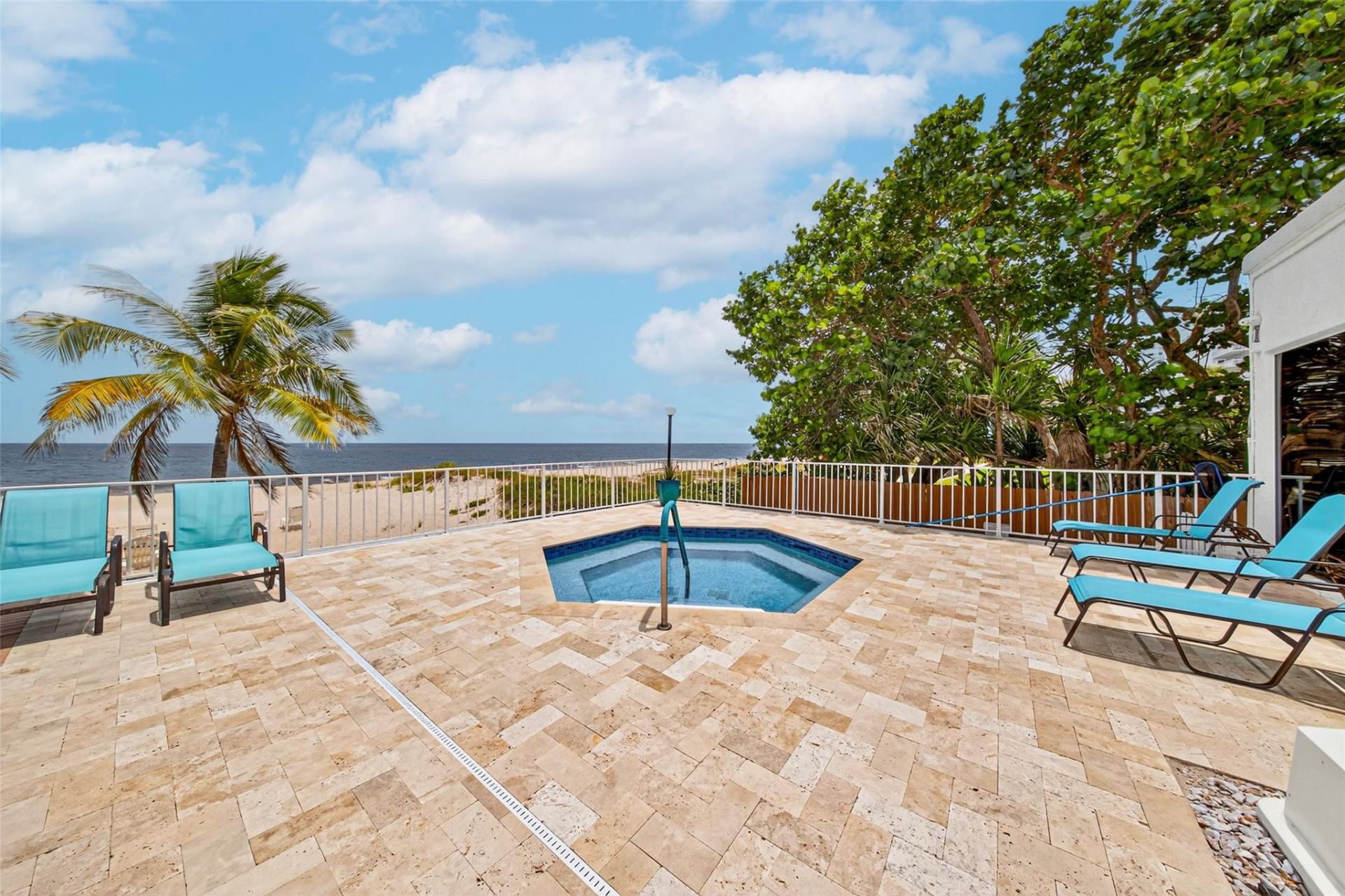 1010 S Ocean Boulevard, Unit Lph7, Pompano Beach, FL 33062 Photo