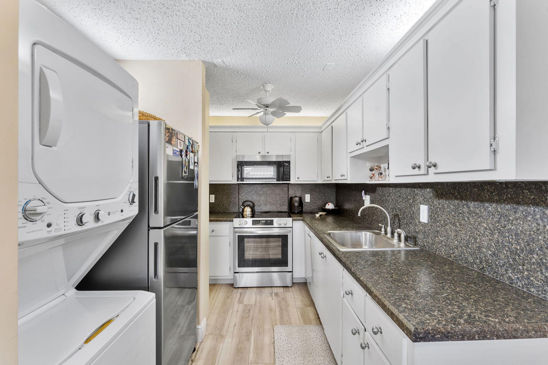 1050 Citrus Way, Unit 203, Delray Beach, FL 33445 Photo