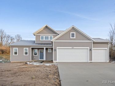 5871 Valley Point Drive SE, Caledonia, MI 49316