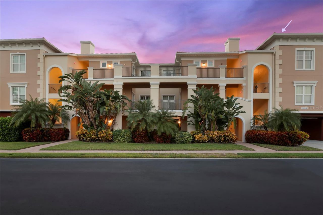 8 Franklin Court S, Unit 53D, Saint Petersburg, FL 33711 Main Photo
