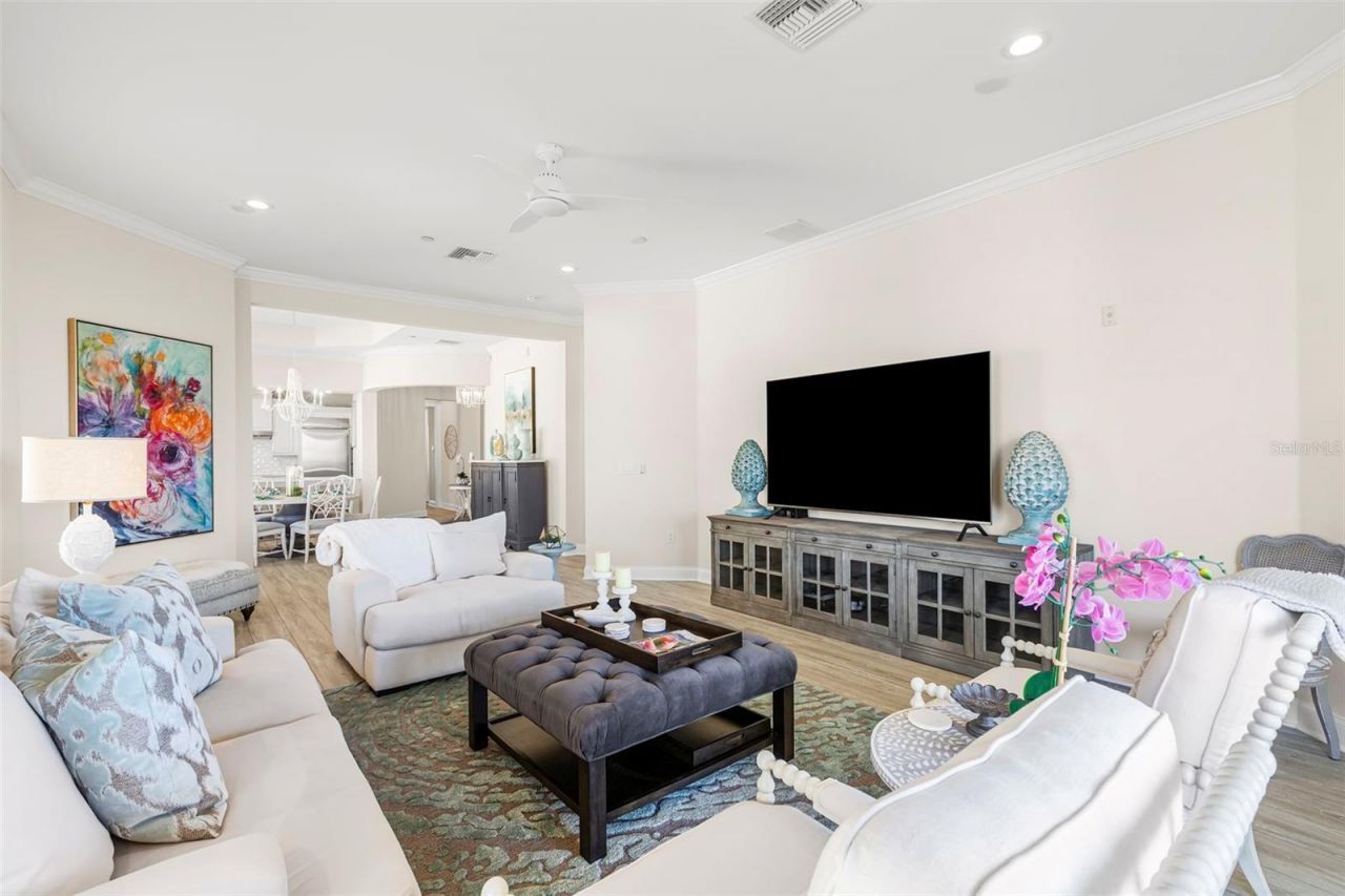 8 Franklin Court S, Unit 53D, Saint Petersburg, FL 33711 Photo