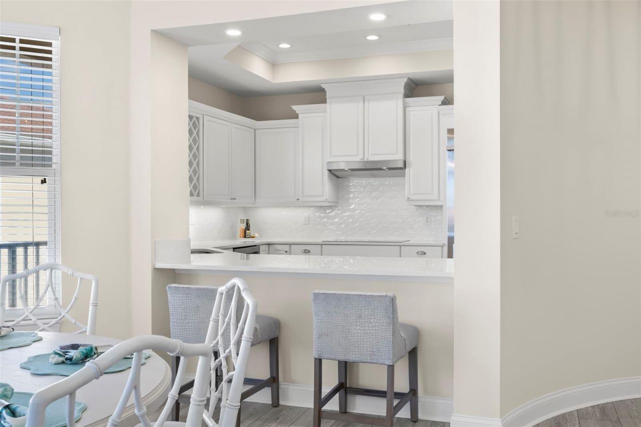 8 Franklin Court S, Unit 53D, Saint Petersburg, FL 33711 Photo