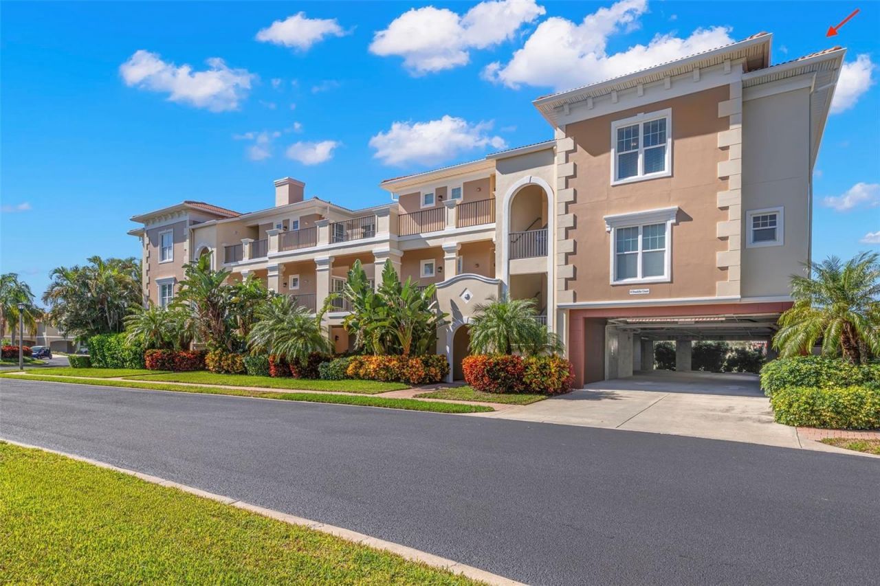 8 Franklin Court S, Unit 53D, Saint Petersburg, FL 33711 Photo