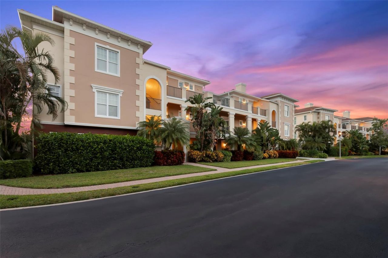 8 Franklin Court S, Unit 53D, Saint Petersburg, FL 33711 Photo