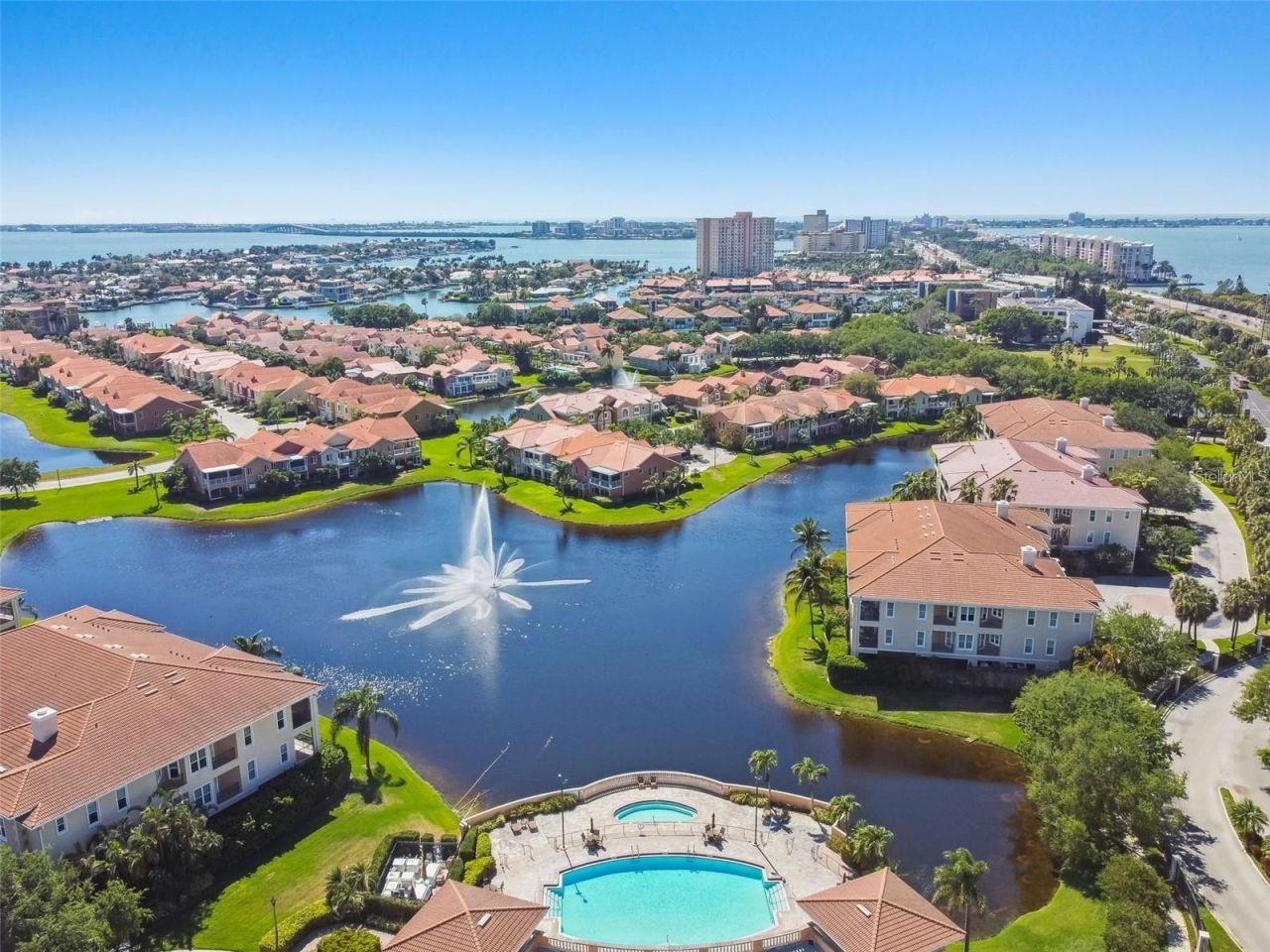 8 Franklin Court S, Unit 53D, Saint Petersburg, FL 33711 Photo