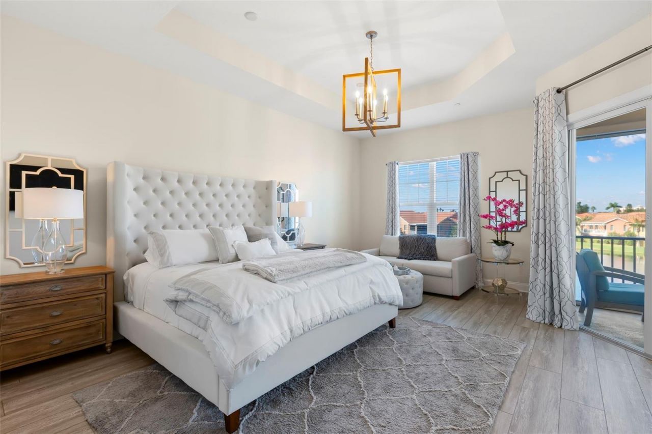 8 Franklin Court S, Unit 53D, Saint Petersburg, FL 33711 Photo