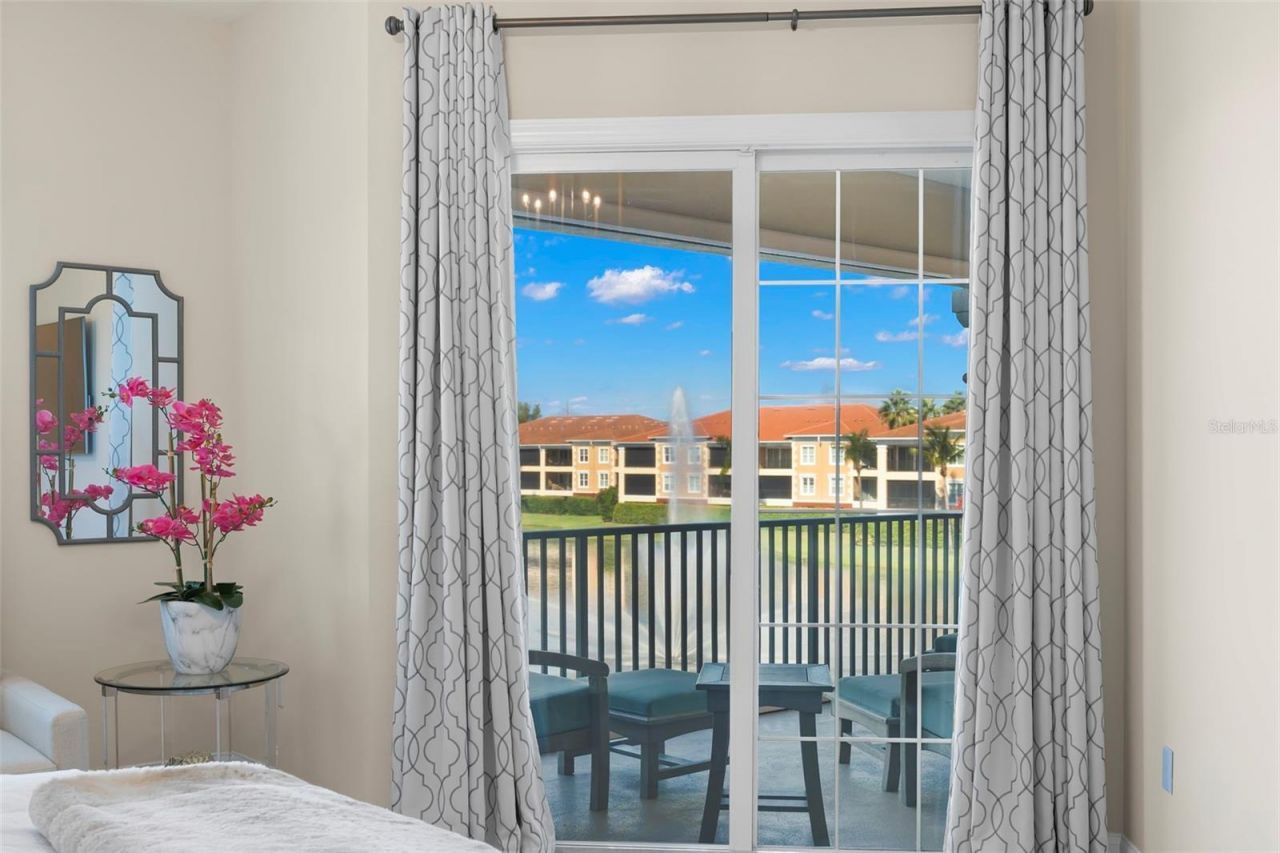 8 Franklin Court S, Unit 53D, Saint Petersburg, FL 33711 Photo