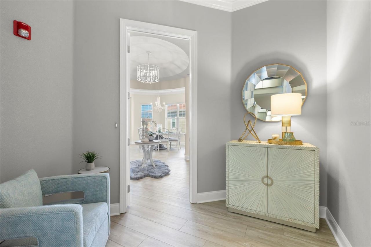 8 Franklin Court S, Unit 53D, Saint Petersburg, FL 33711 Photo