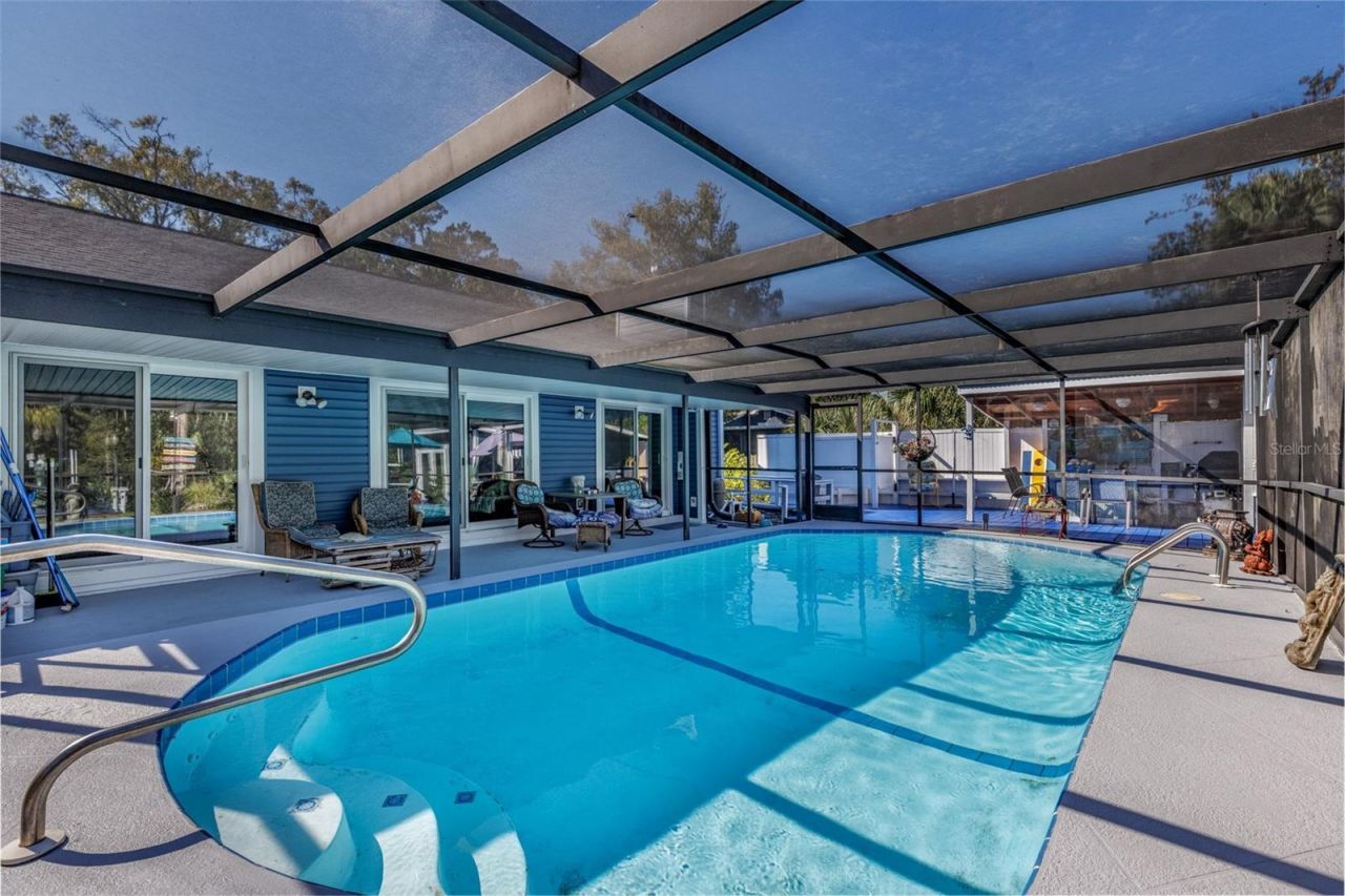 9781 W Halls River Road, Homosassa, FL 34448 Photo