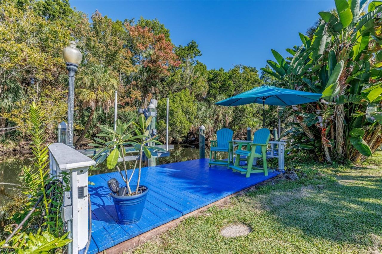 9781 W Halls River Road, Homosassa, FL 34448 Photo