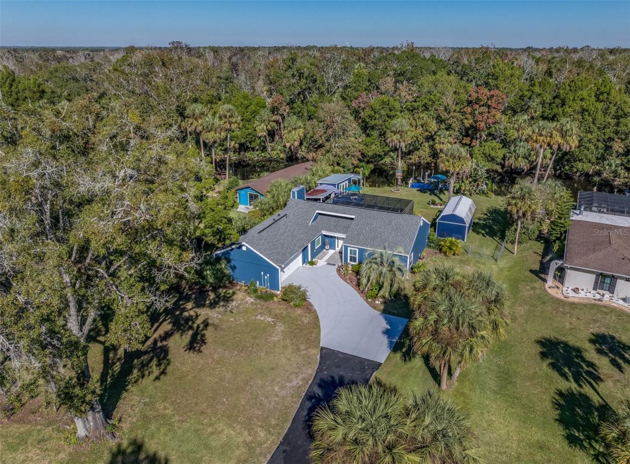 9781 W Halls River Road, Homosassa, FL 34448 Photo