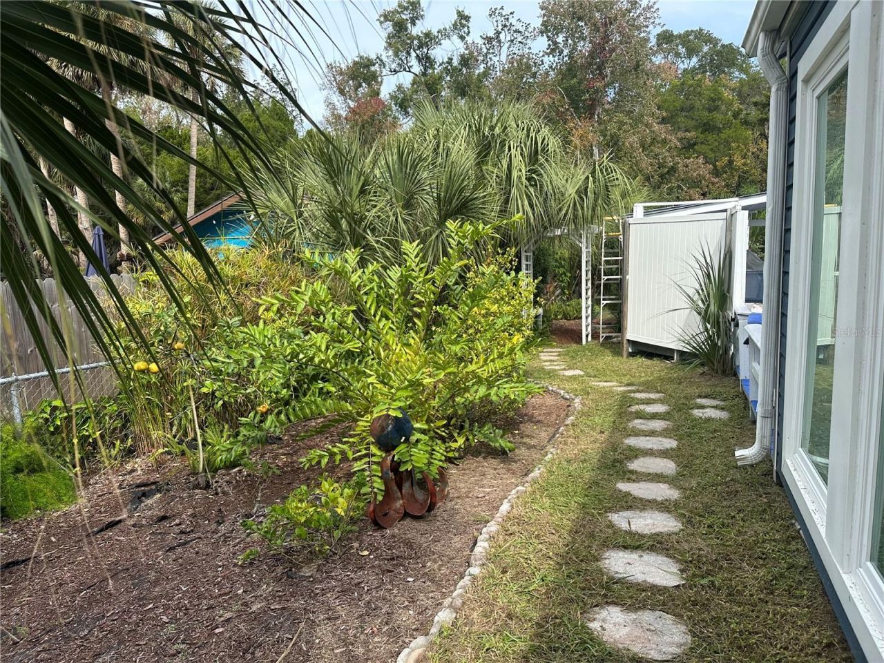 9781 W Halls River Road, Homosassa, FL 34448 Photo