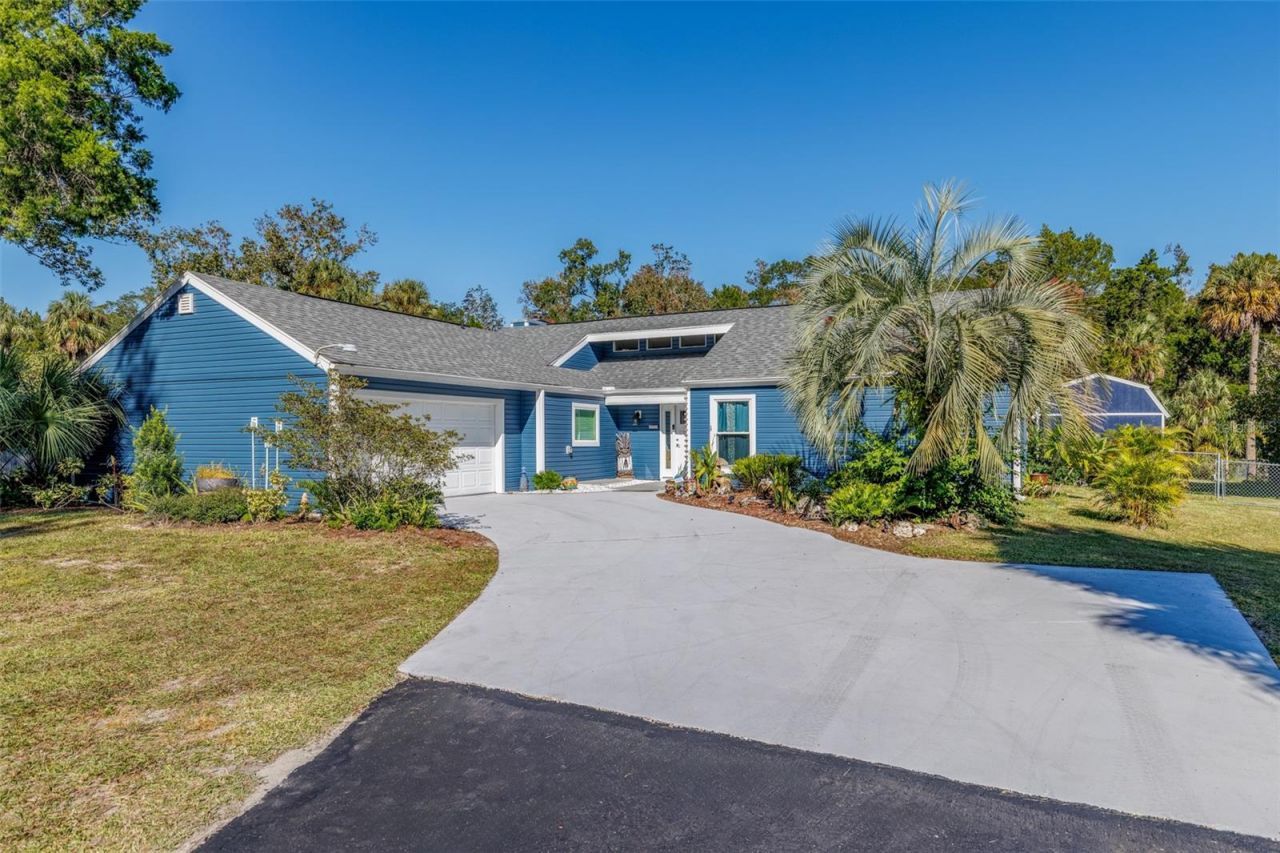 9781 W Halls River Road, Homosassa, FL 34448 Photo