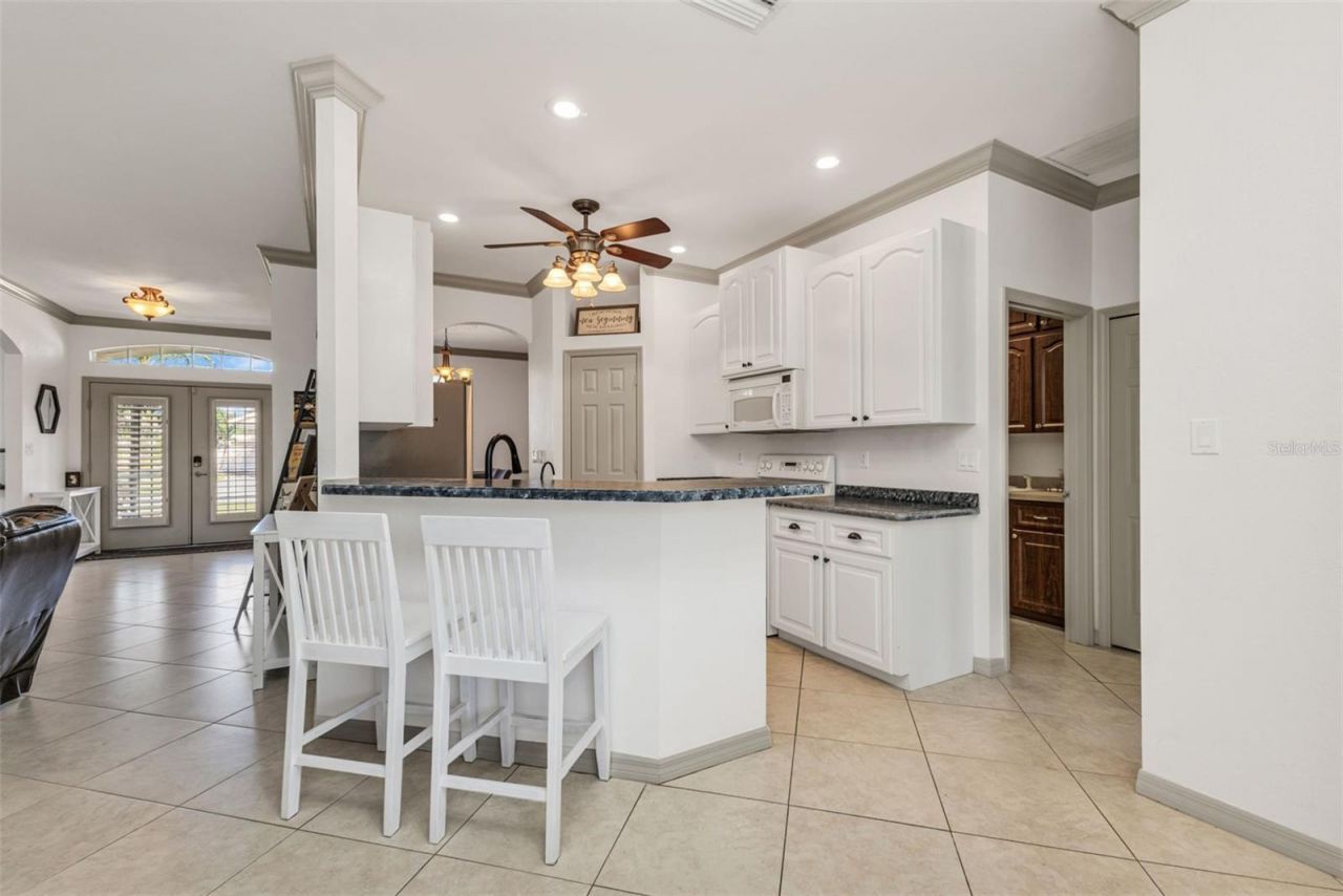 13361 SW Pembroke Circle N, Lake Suzy, FL 34269 Photo