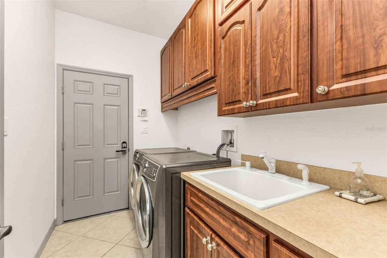 13361 SW Pembroke Circle N, Lake Suzy, FL 34269 Photo