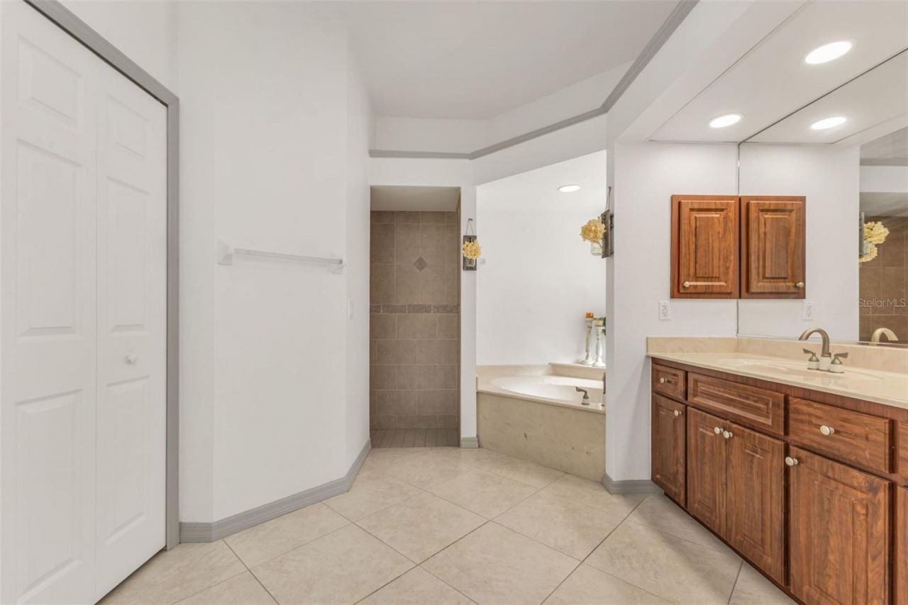 13361 SW Pembroke Circle N, Lake Suzy, FL 34269 Photo