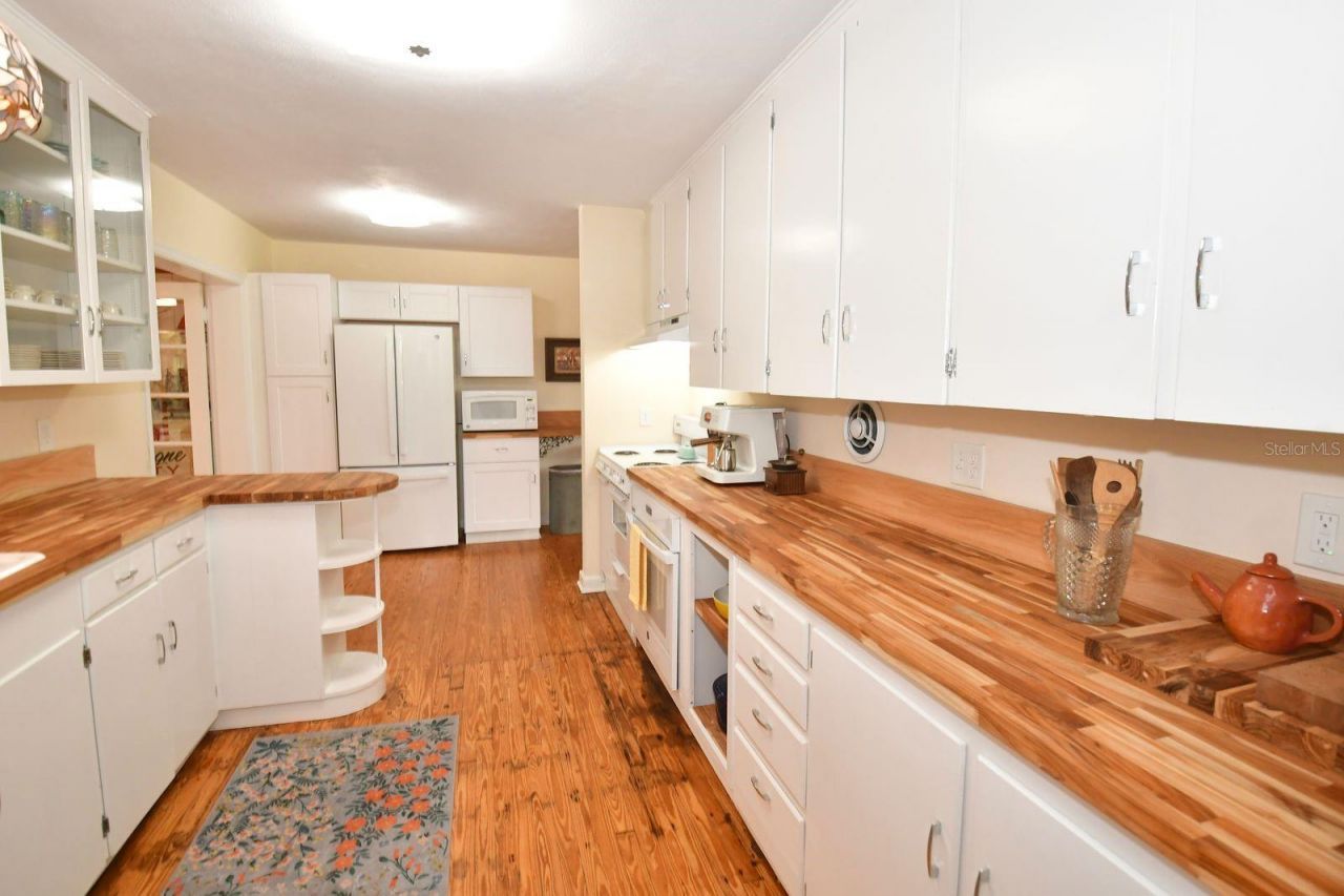 160 Bayshore Drive, Terra Ceia, FL 34250 Photo