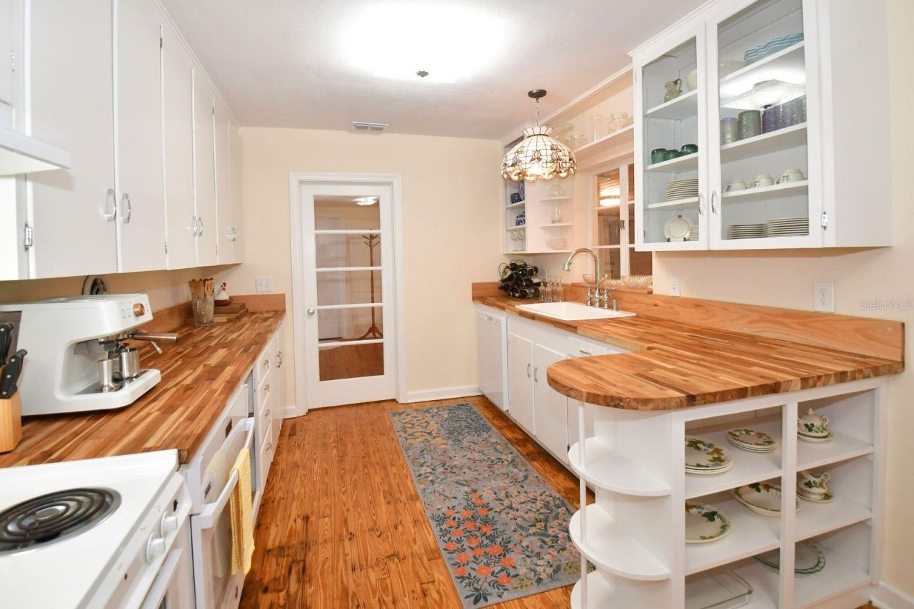 160 Bayshore Drive, Terra Ceia, FL 34250 Photo