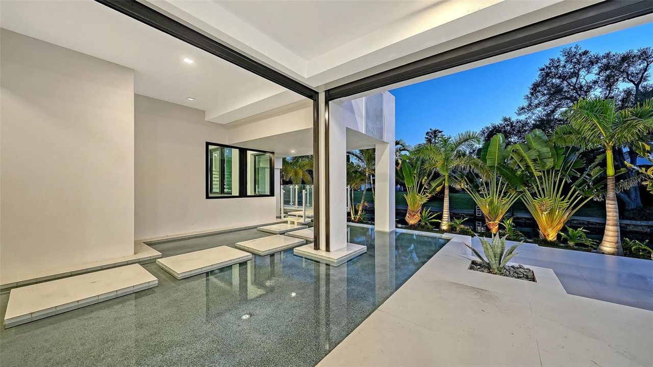 1610 N Lodge Drive, Sarasota, FL 34239 Photo