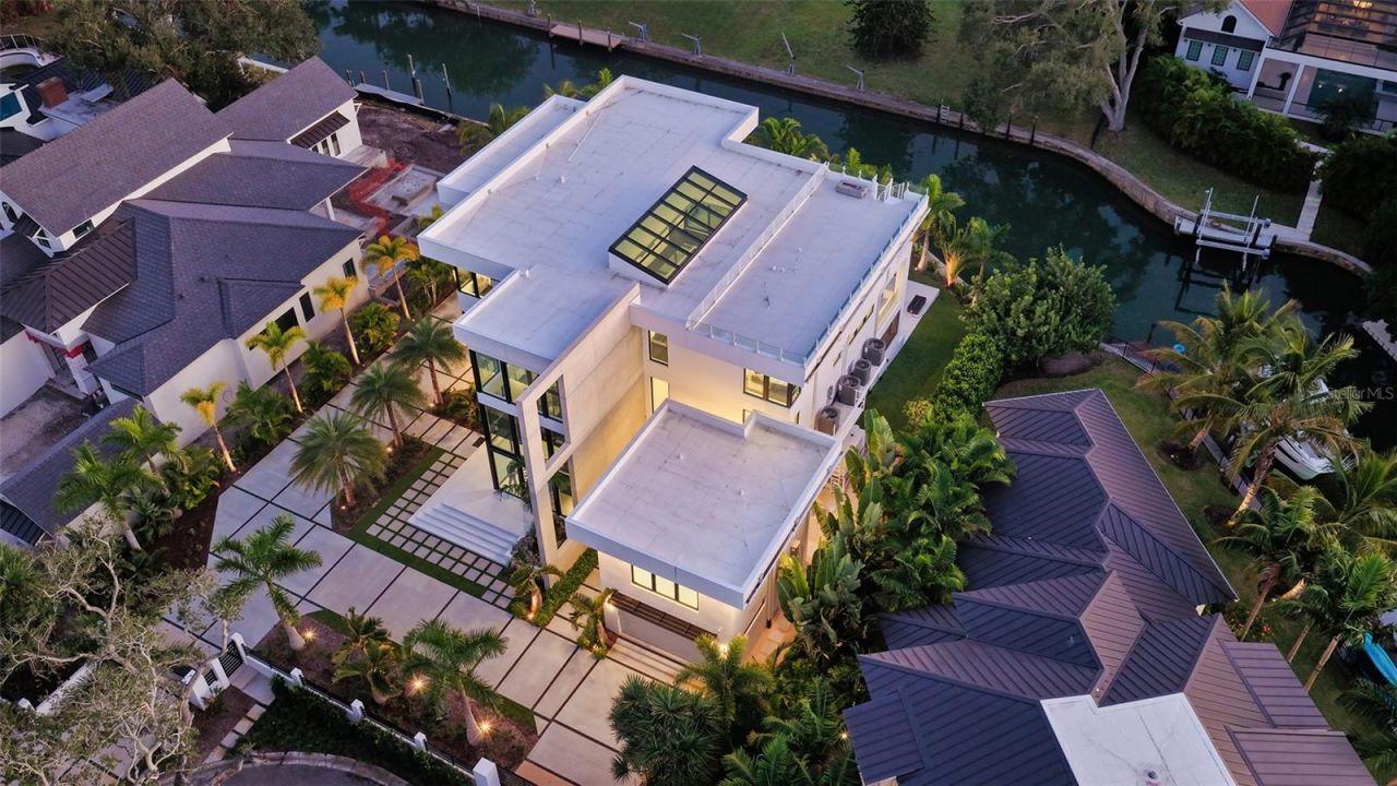 1610 N Lodge Drive, Sarasota, FL 34239 Photo