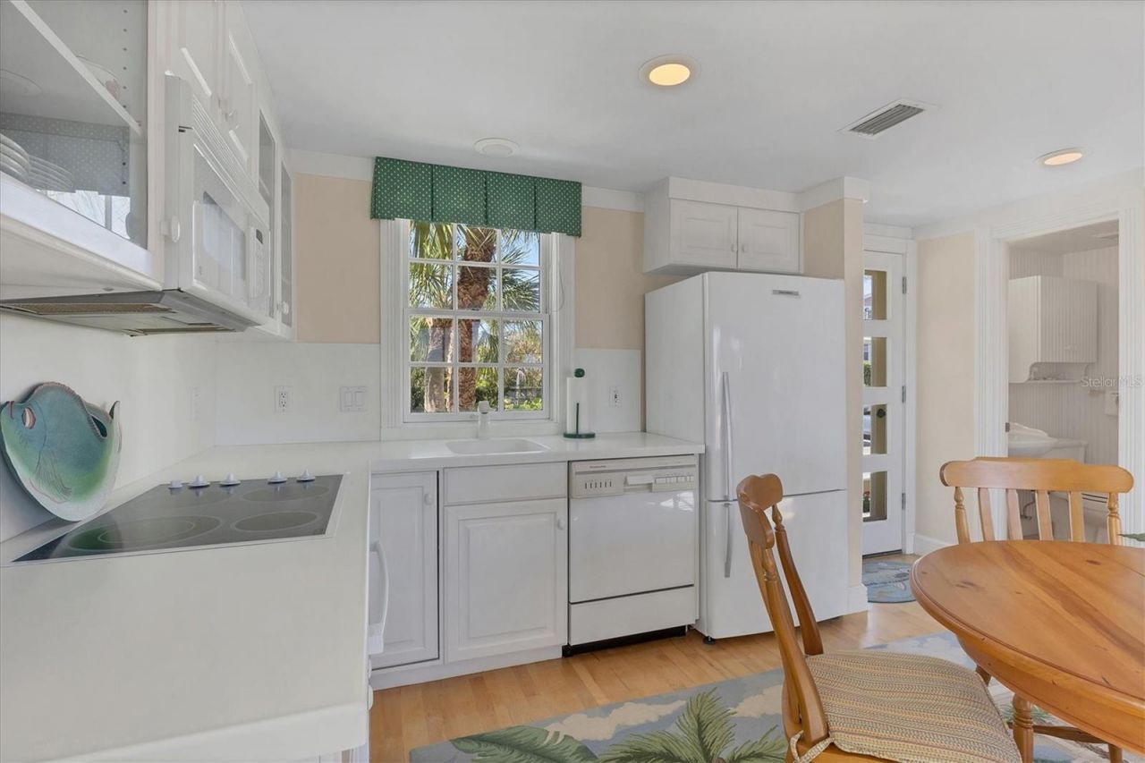 208 Harbor Drive, Boca Grande, FL 33921 Photo