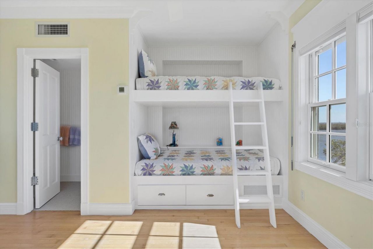 208 Harbor Drive, Boca Grande, FL 33921 Photo