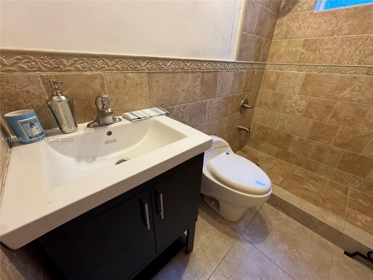 1411 Seagrape Cir, Weston, FL 33326 Photo