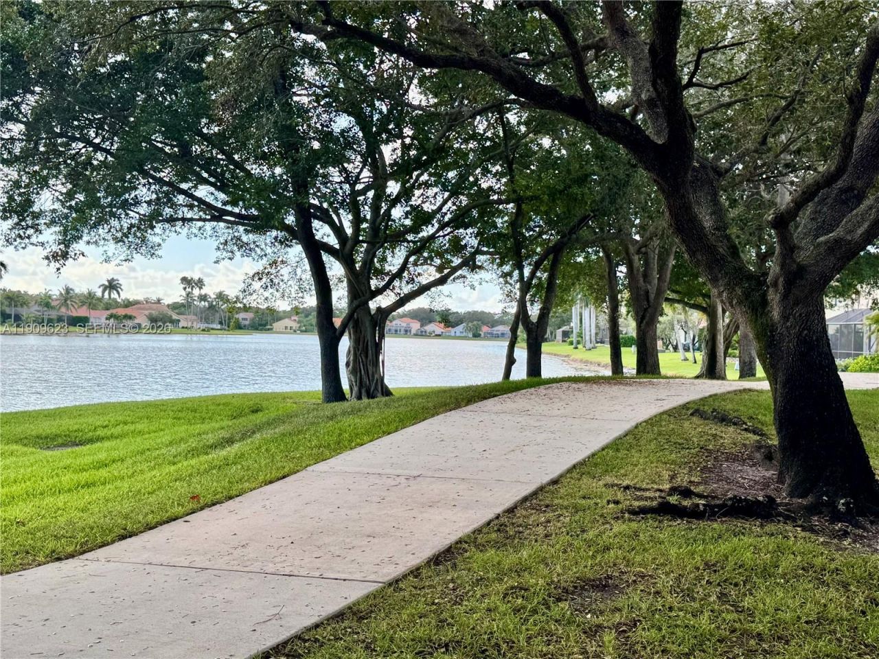 1411 Seagrape Cir, Weston, FL 33326 Photo