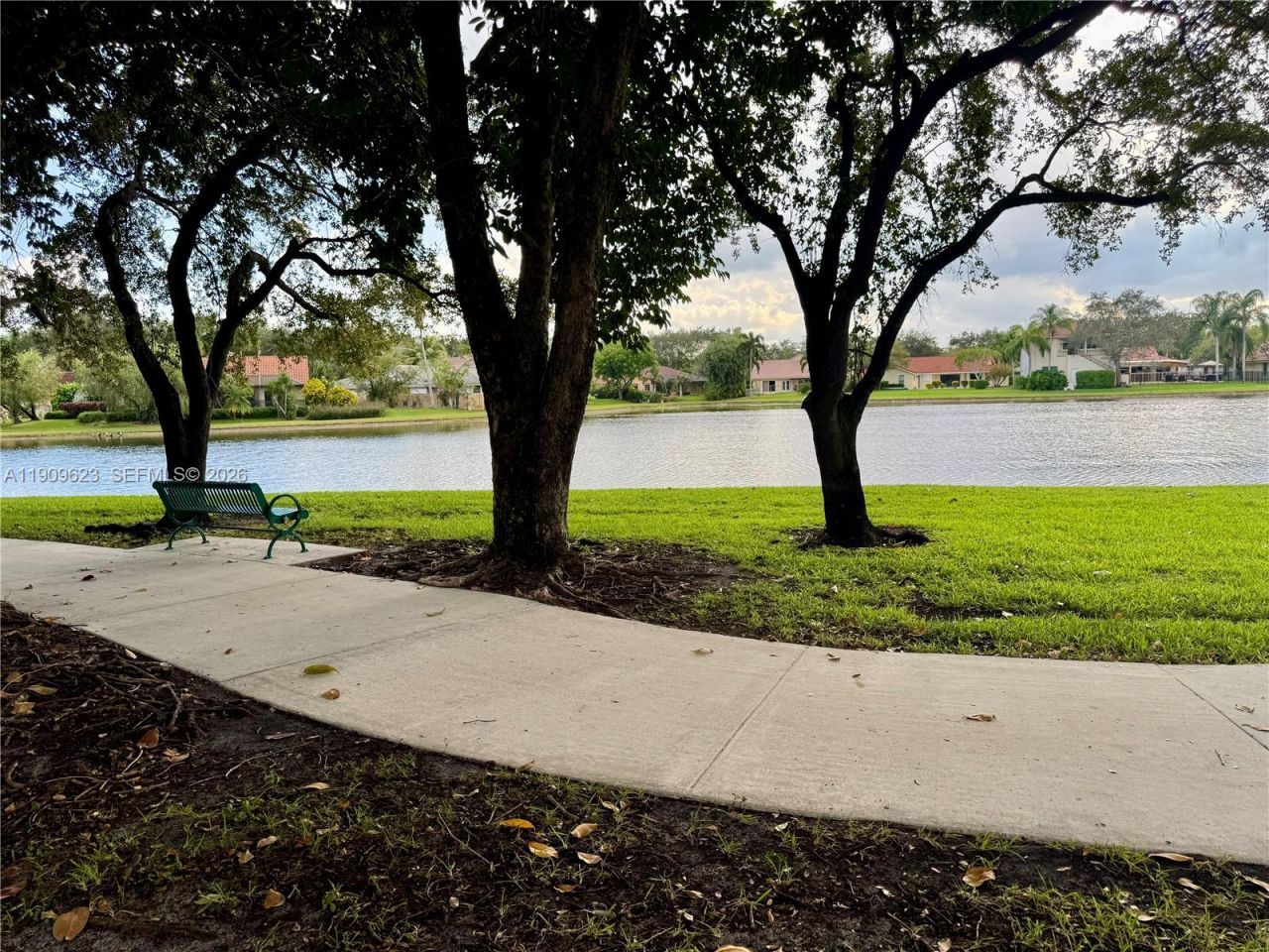 1411 Seagrape Cir, Weston, FL 33326 Photo