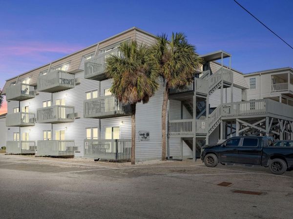 300 47th Ave. S, Unit 1E, North Myrtle Beach, SC 29582