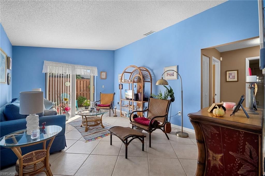 5272 Cedarbend Dr, Unit 1, Fort Myers, FL 33919 Photo