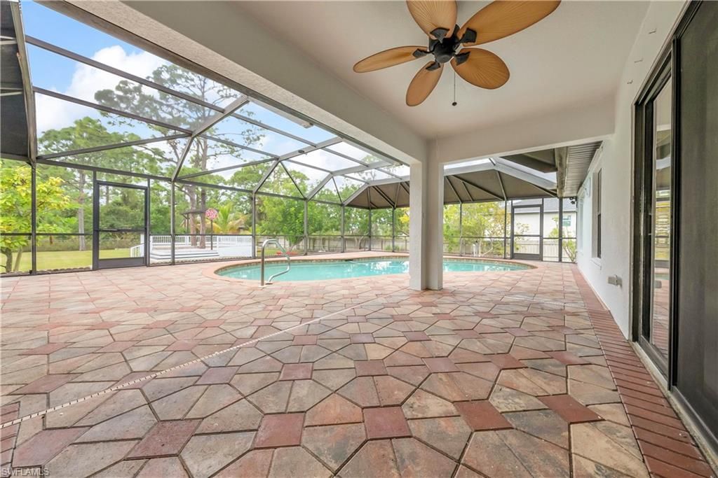 909 Williams Ave, Lehigh Acres, FL 33972 Photo