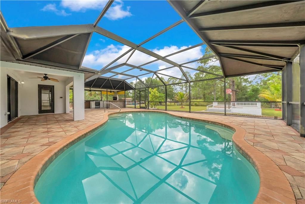 909 Williams Ave, Lehigh Acres, FL 33972 Photo