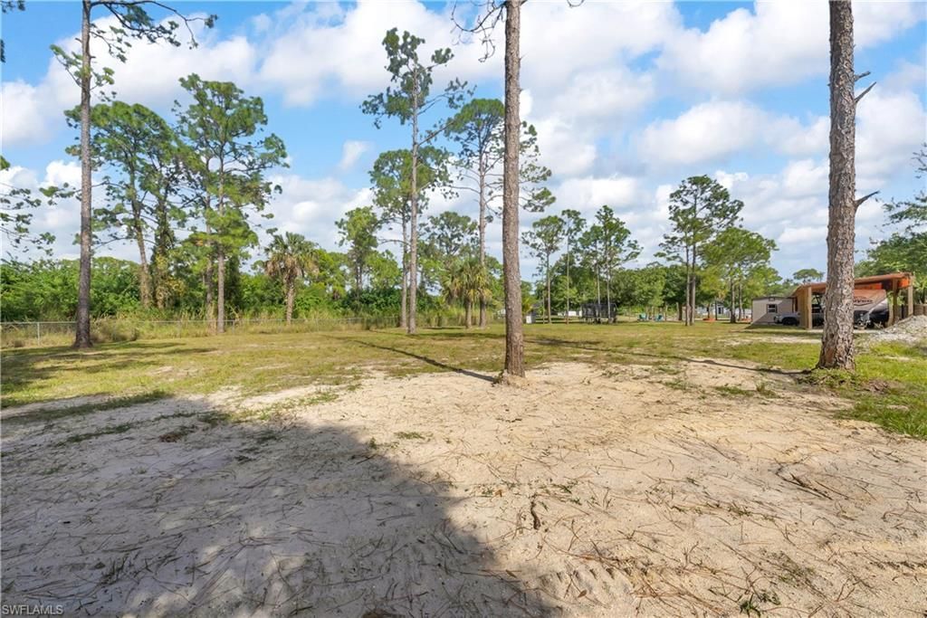 909 Williams Ave, Lehigh Acres, FL 33972 Photo