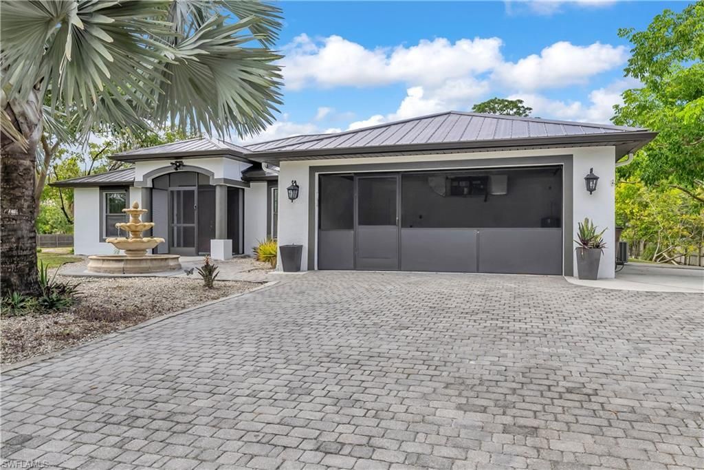 909 Williams Ave, Lehigh Acres, FL 33972 Photo